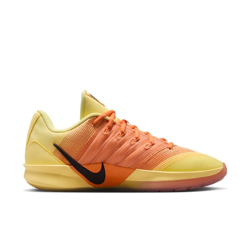 Nike Sabrina 3 IB2273-700 03