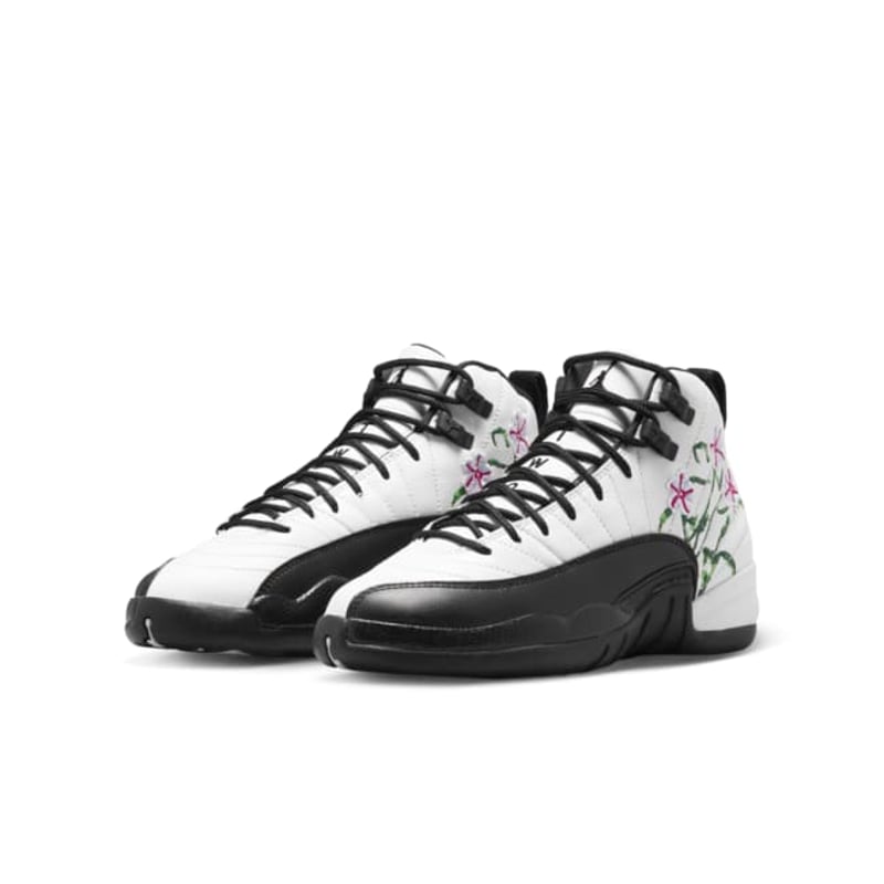 Jordan 12 Retro DR6956-100 04