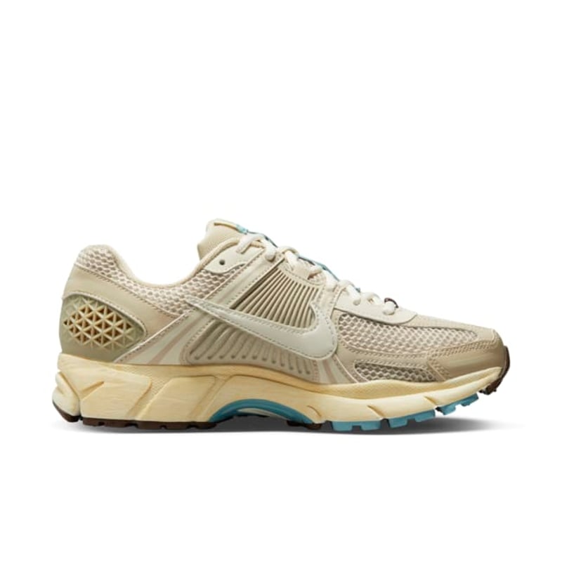Nike Zoom Vomero 5 FB8825-111 04