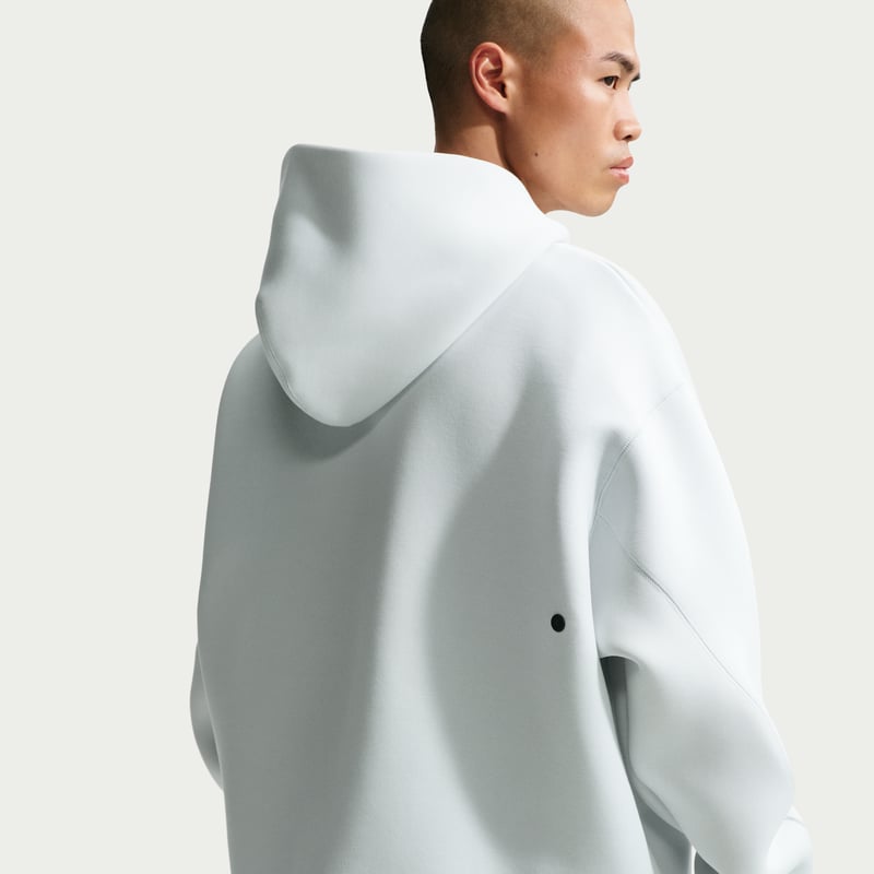 Nike Tech Fleece IF1319-101 02