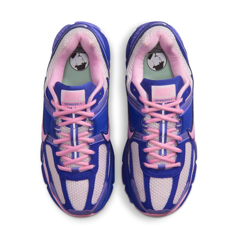 Nike Zoom Vomero 5 trainers "Old Royal & Bleached Lilac" | Women | SportStyle | 03 | SPORTSHOWROOM