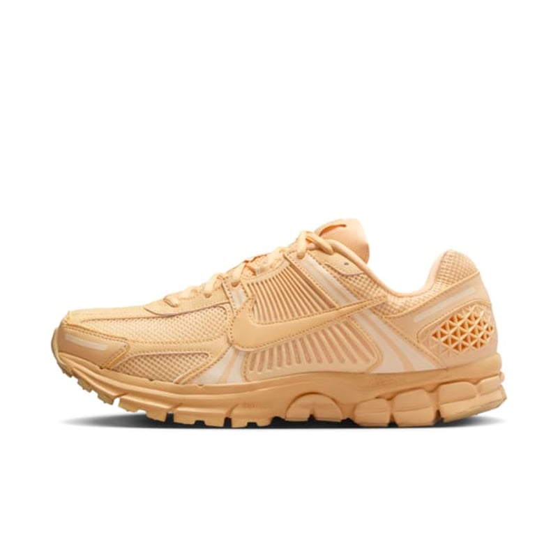 Nike Zoom Vomero 5 HF5493-200 01