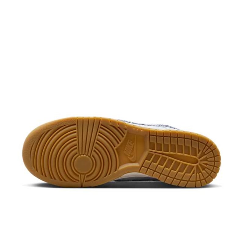 Nike Dunk Low FN6881-100 03