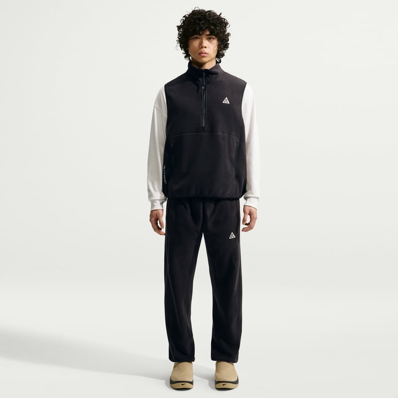 Nike ACG "Wolf Tree" HV1123-010 01