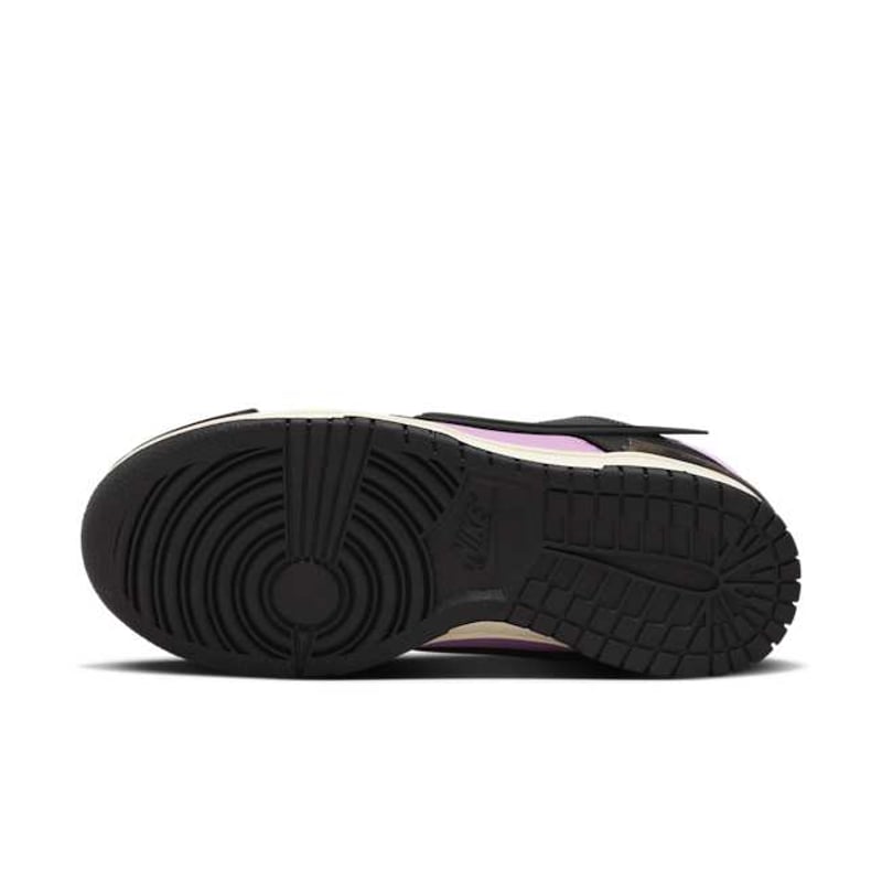 Nike Dunk Low Twist DZ2794-500 02