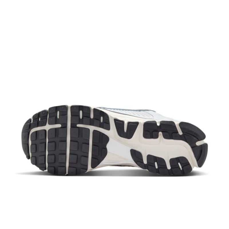 Nike Zoom Vomero 5 HJ3758-001 02