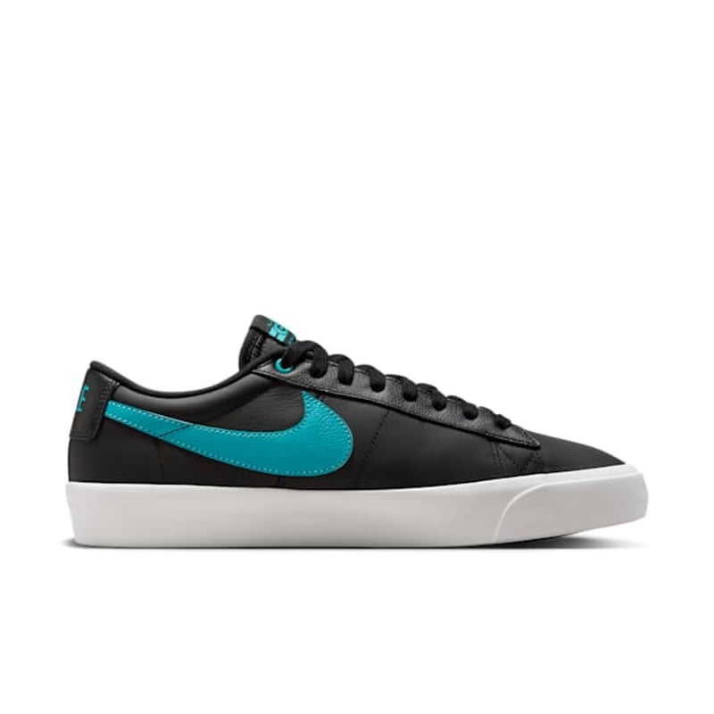 Nike SB Blazer Low Pro GT DV1226-001 03
