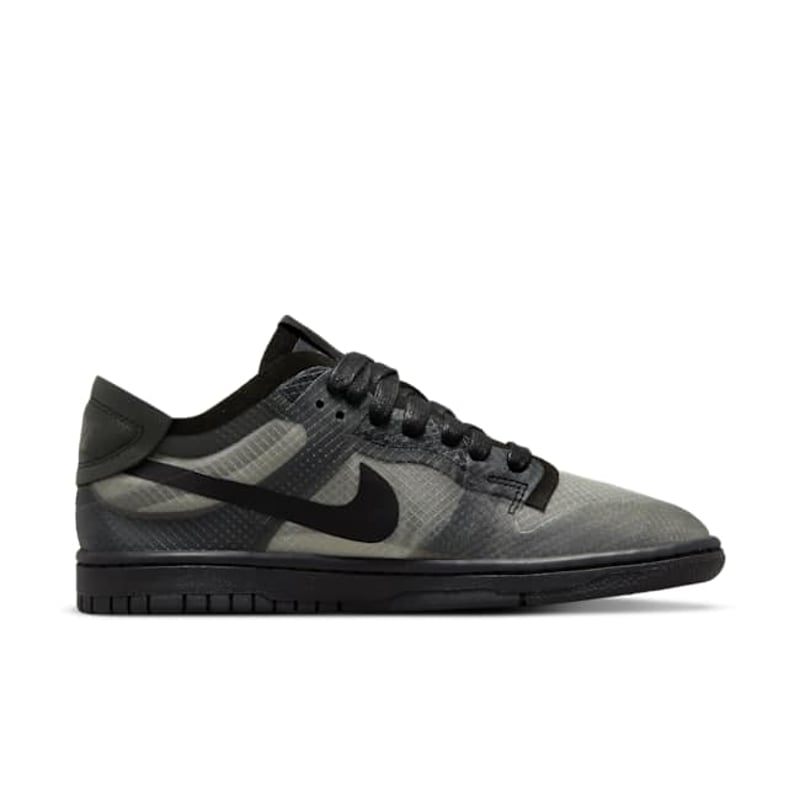 Nike Dunk Low x Comme des Garçons CZ2675-002 03