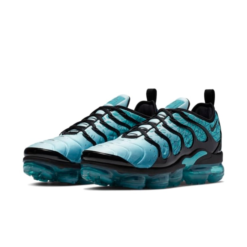 Nike Air VaporMax Plus 924453-301 04