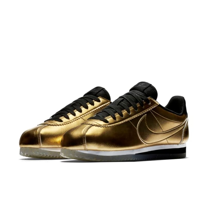 Nike Classic Cortez Leather SE 902854-700 04