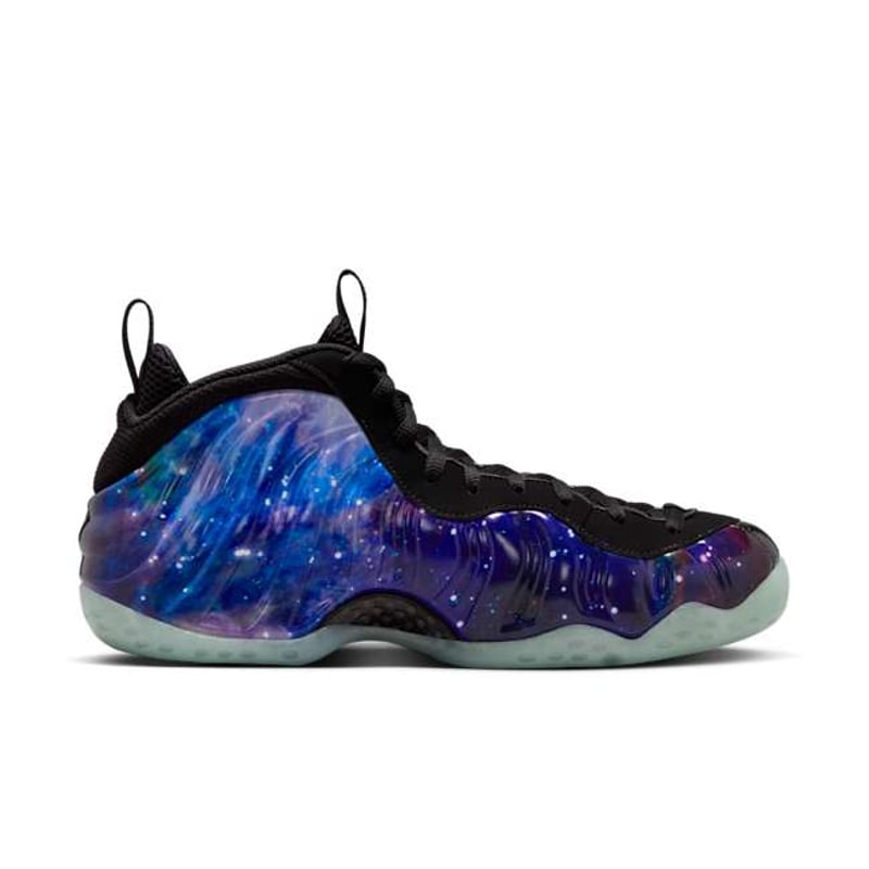 Nike Air Foamposite One FQ4303-400 03