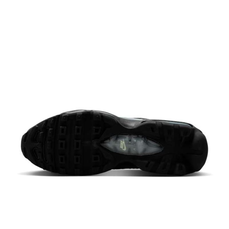 Nike Air Max 95 Ultra IB7681-004 02