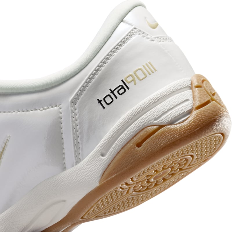 Nike Total 90 SE IO2389-100 08