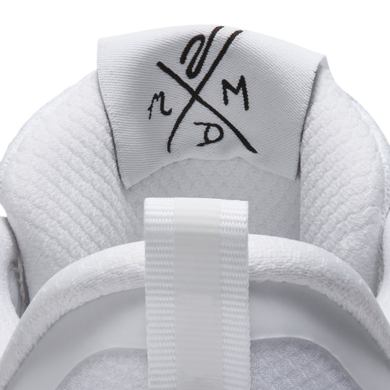 Košarkarski copati Nike Book 2 "Triple White" | Moški | Košarka | 09 | SPORTSHOWROOM