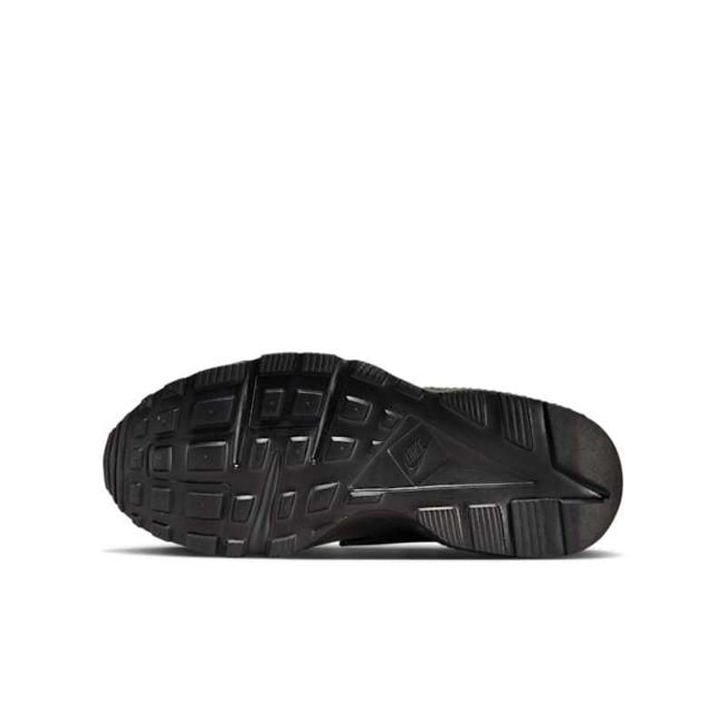 Nike Huarache Run DZ5632-001 02