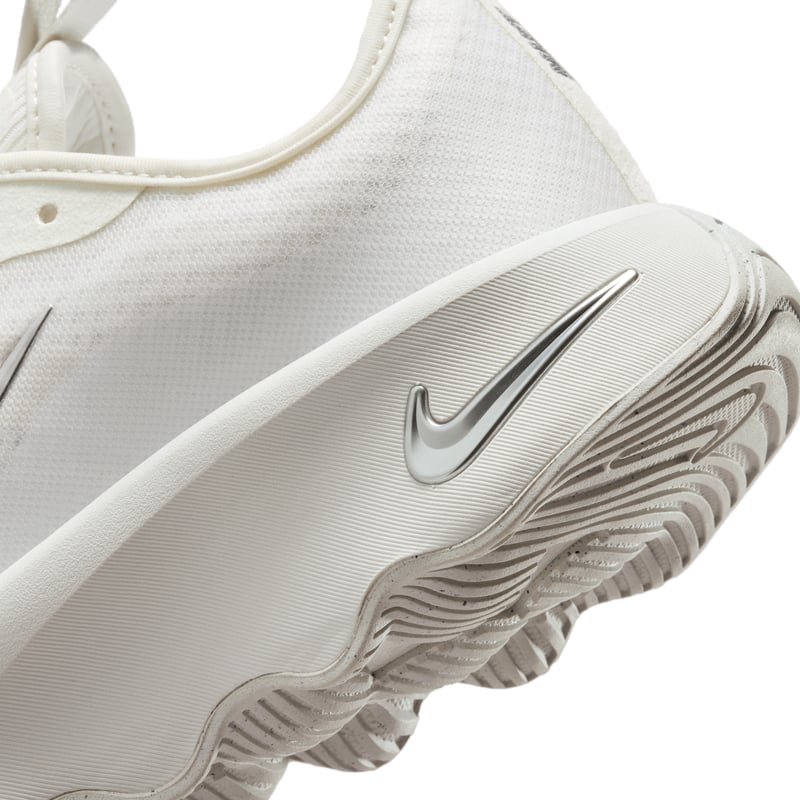 Nike Motiva 2 schoenen "Summit White & Phantom" | Dames | Wandelen | 08 | SPORTSHOWROOM