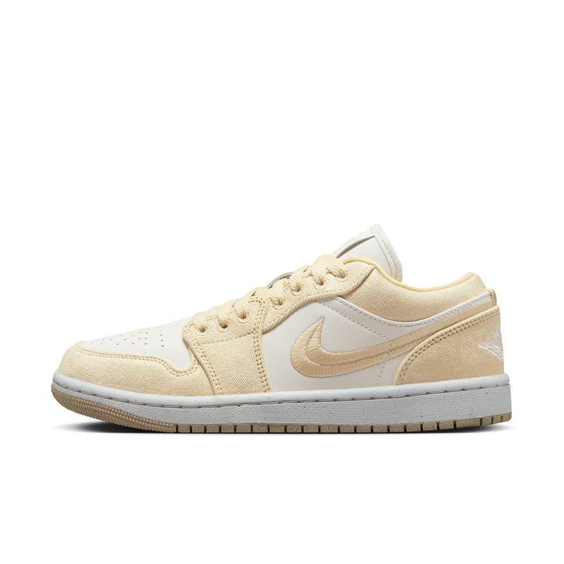 Jordan 1 Low SE FN3722-701 01