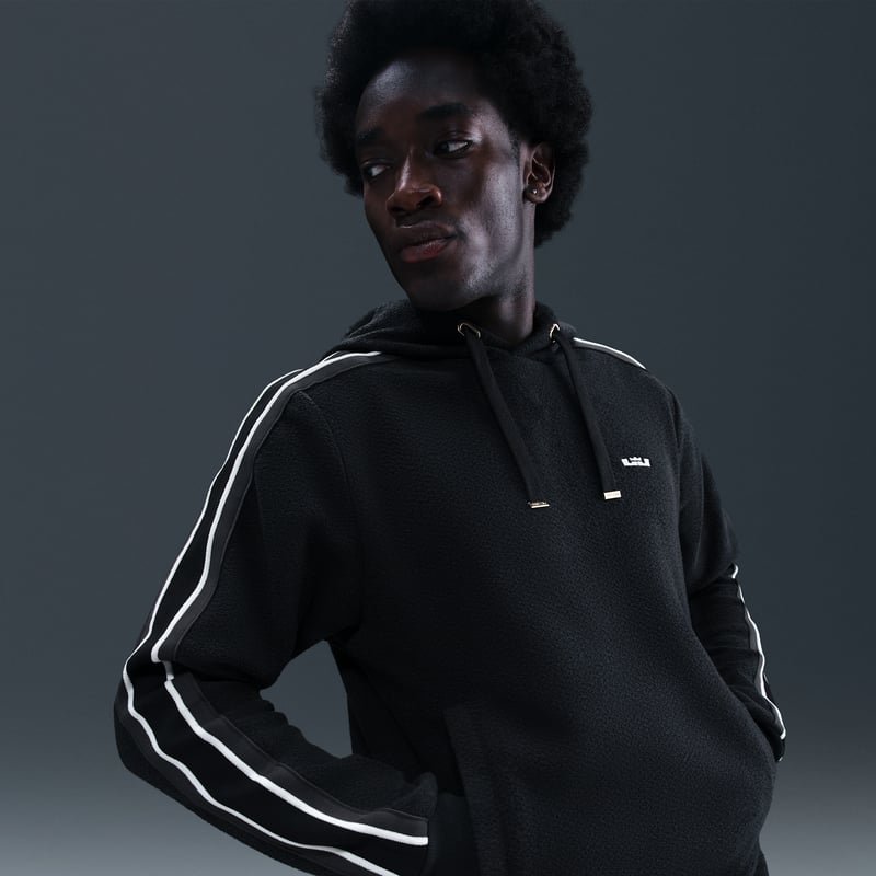 Nike LeBron Standard Issue Therma-FIT Pullover Huvtroja "Black & Sail" | Män | Basket | 01 | SPORTSHOWROOM