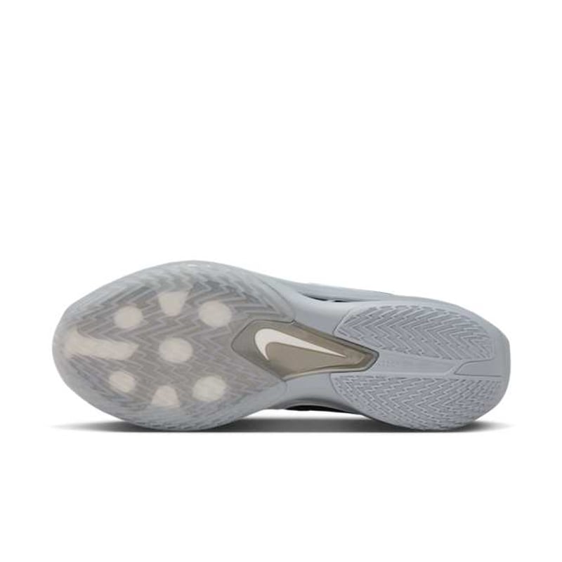 Nike G.T. Cut 3 IB4458-002 02