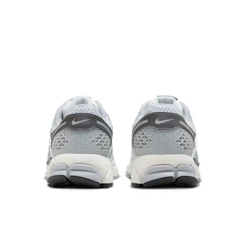 Nike Zoom Vomero 5 FD9919-001 06