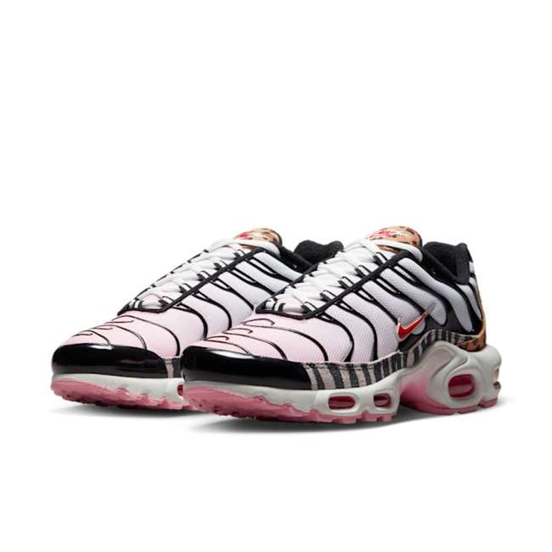 Nike Air Max Plus DZ4842-600 05