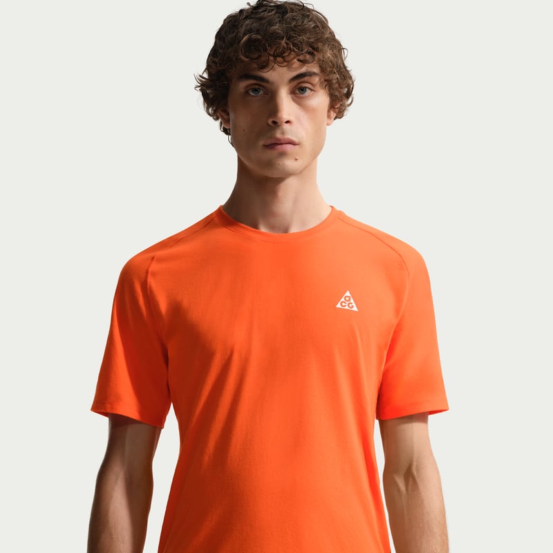 Nike ACG 'Solar Chase' Dri-FIT ADV Shirt "Safety Orange" | Men | Outdoor | 01 | SPORTSHOWROOM