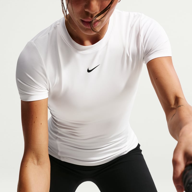 Nike One Fitted IR1895-100 03