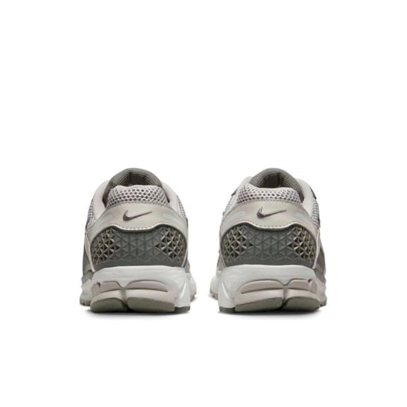 Nike Zoom Vomero 5 FD0791-012 06