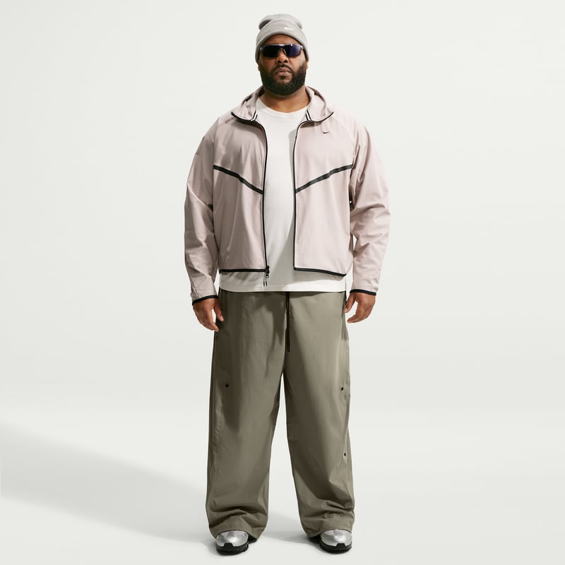 Spodnie Nike Tech Helios Dri-FIT "Light Army" | Mezczyzni | | 07 | SPORTSHOWROOM