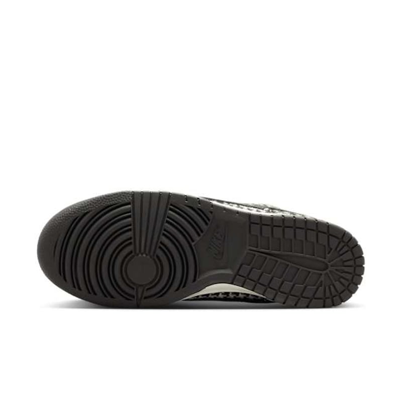 Nike Dunk Low x Harris Tweed® HQ5036-901 02