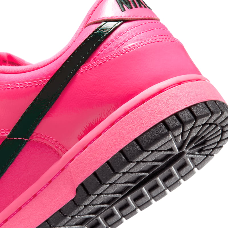 Zapatillas Nike Dunk Low "Pink Blast & Black" | Mujer | Estilo deportivo | 08 | SPORTSHOWROOM