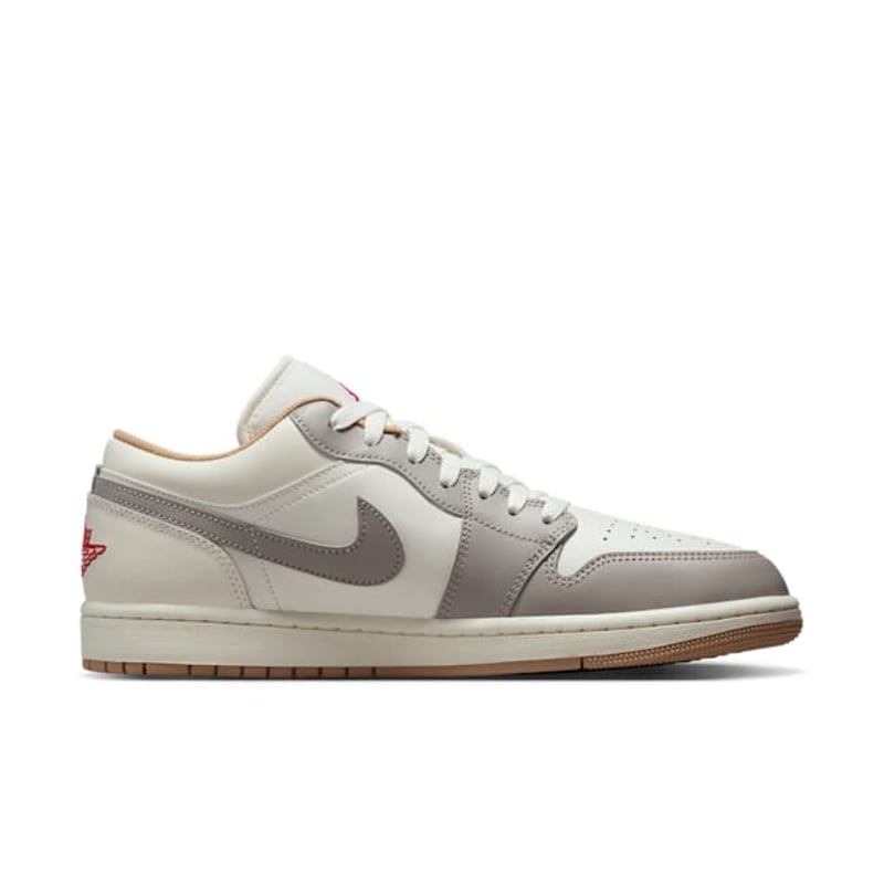Jordan 1 Mid 553558-169 03