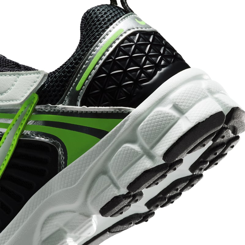 Nike Vomero 5 HF6999-015 08