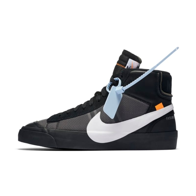 Nike Blazer Mid x Off-White™ AA3832-001 01