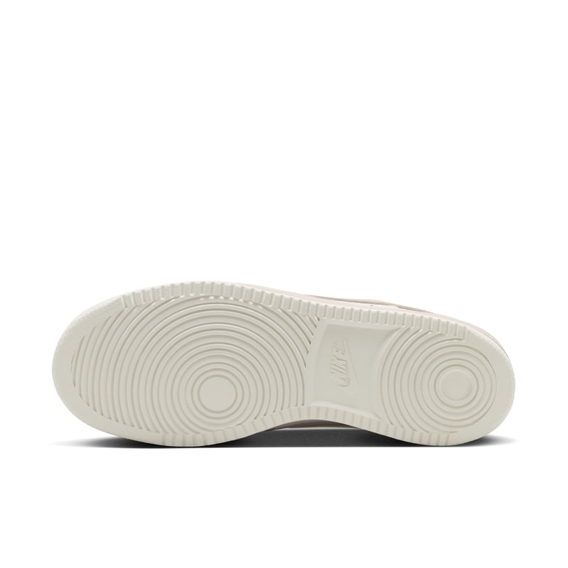 Baskets Nike Court Vision Low Suede "Phantom & Cream II" | Femme | Sportstyle | 02 | SPORTSHOWROOM