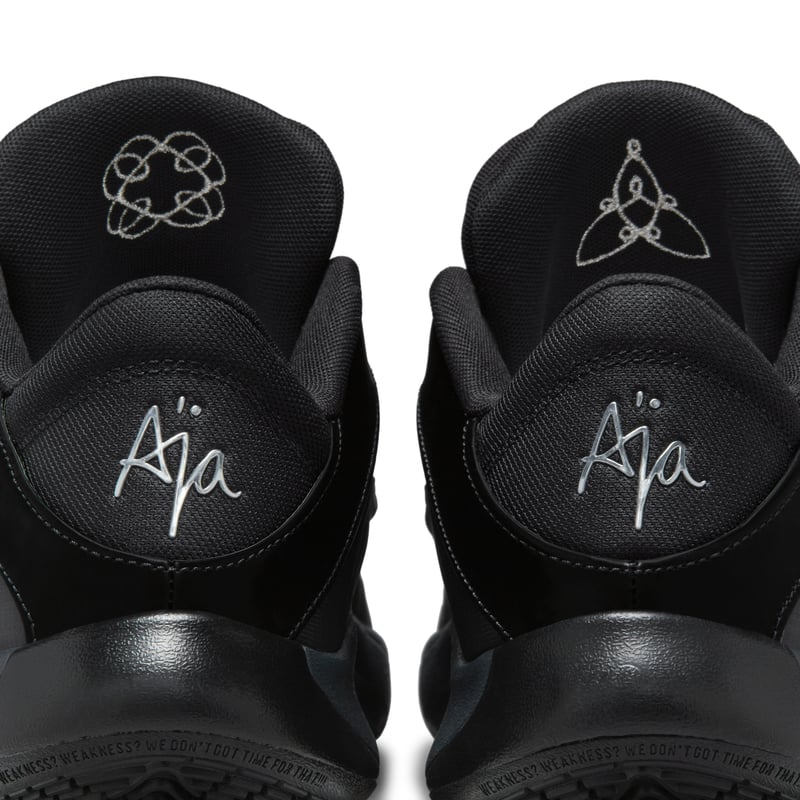 Nike A'One FZ8605-002 09