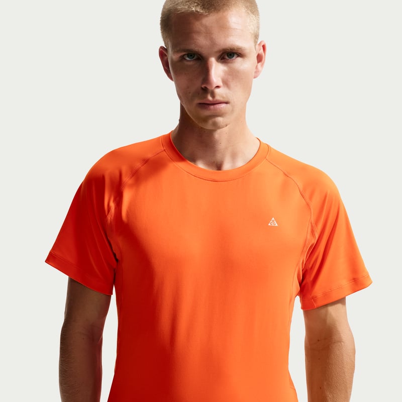 Nike ACG 'Wildsee' Dri-FIT Base Layer Top "Safety Orange & Vivid Purple" | Men | | 01 | SPORTSHOWROOM