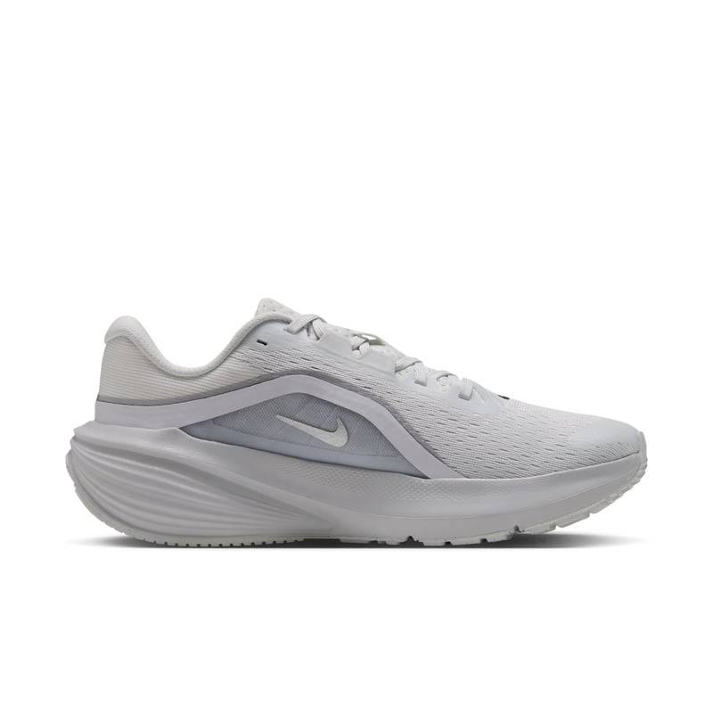 Nike Downshifter 14 löparskor "Off-White & Metallic Silver" | Kvinnor | Löpning | 03 | SPORTSHOWROOM