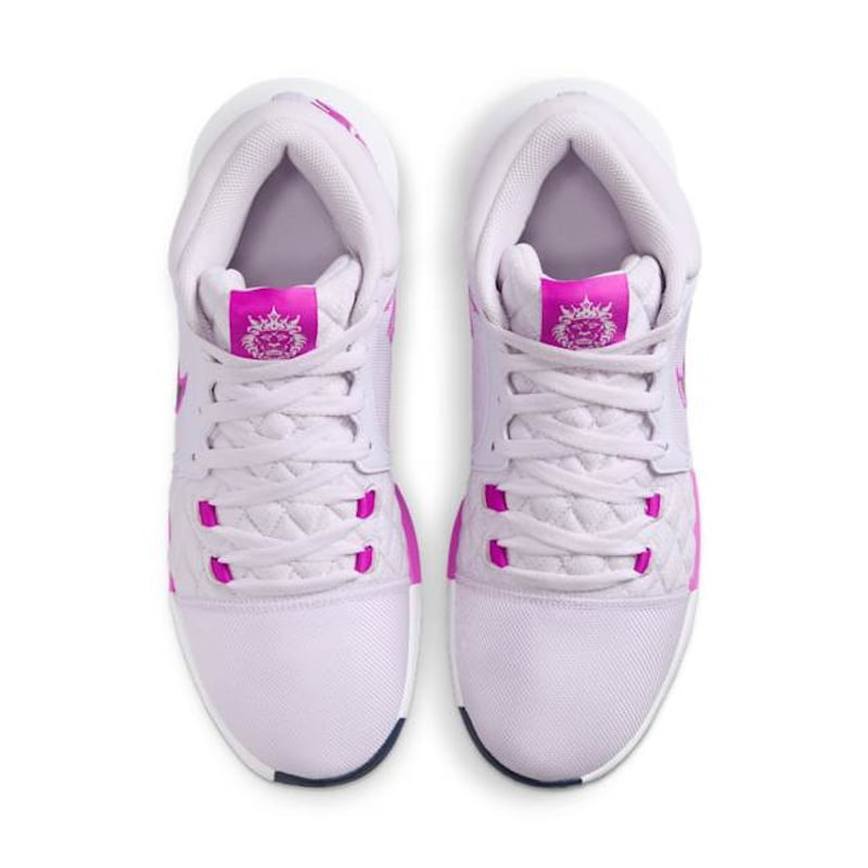 Nike LeBron Witness 8 HQ2139-500 04