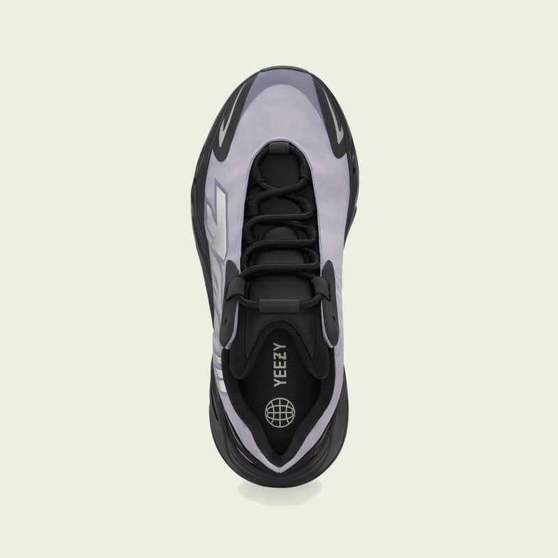 Yeezy Boost 700 MNVN GW9526 04