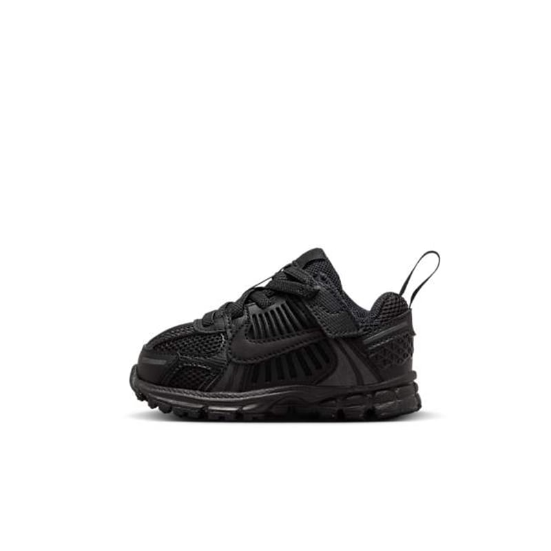 Nike Vomero 5 HF7000-007 01
