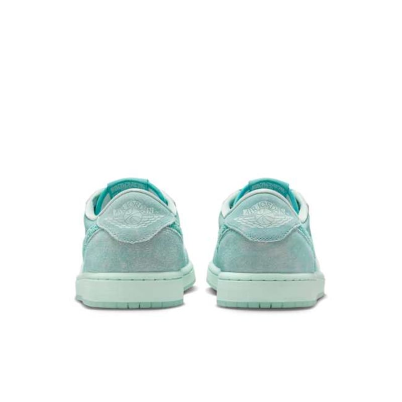 Jordan 1 Retro Low OG HQ8111-300 06
