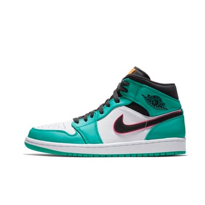 Jordan 1 Mid SE 852542-306
