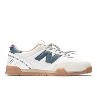 New Balance Numeric 440 v2 Trail NM440WSR