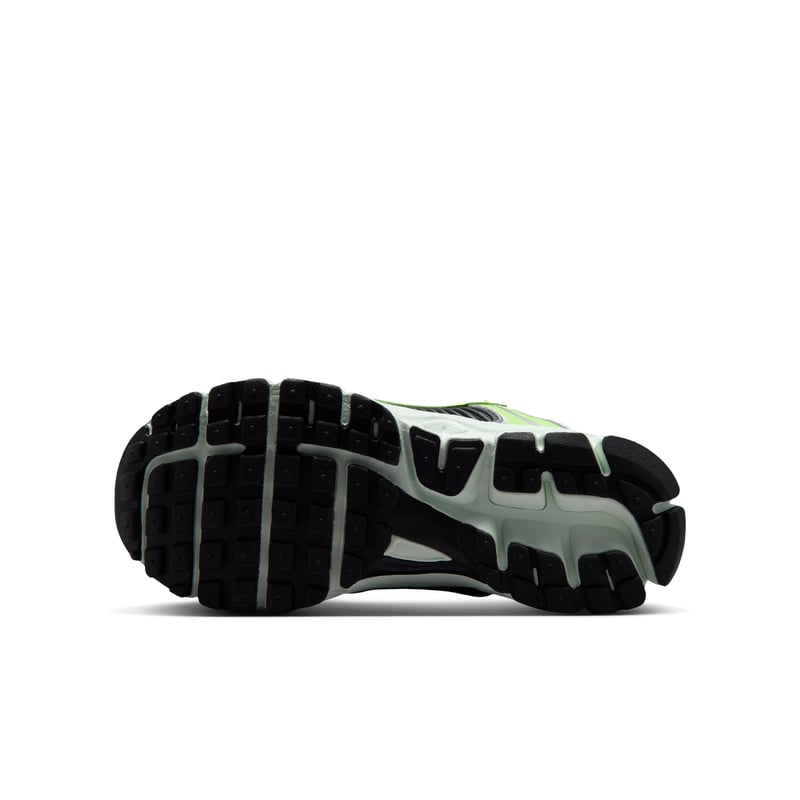 Nike Vomero 5 HF6998-015 02