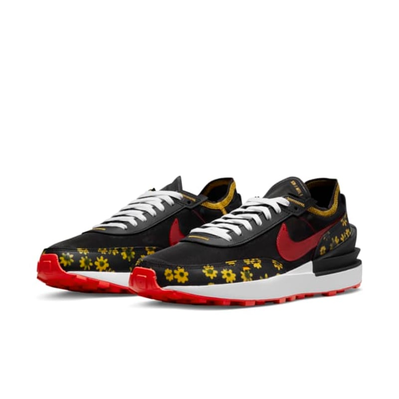 Nike Waffle One DQ7637-001 05