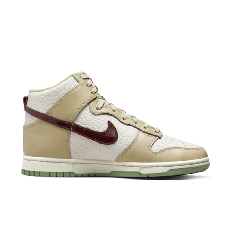 Nike Dunk High DX8956-001 03