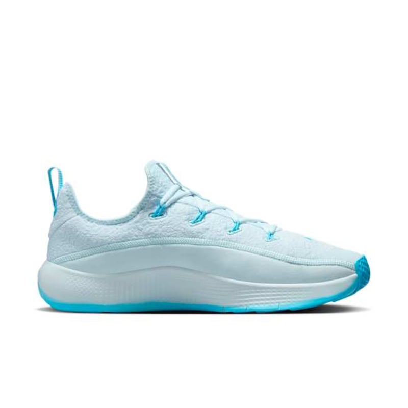 Nike LeBron TR1 FJ6151-400 03