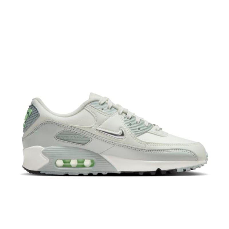 Nike Air Max 90 SE FN6948-100 04