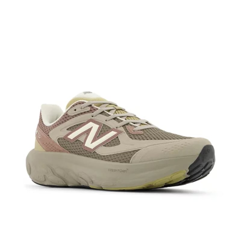 New Balance Fresh Foam Trainer UTRNAC 03